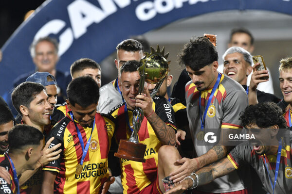 Progreso Campeón. Copa de la Liga AUF 2026. Estadio Parque Alfredo V. Viera.