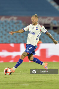 Nicolás López, de Nacional, Supercopa Uruguaya 2026. Estadio Centenario.