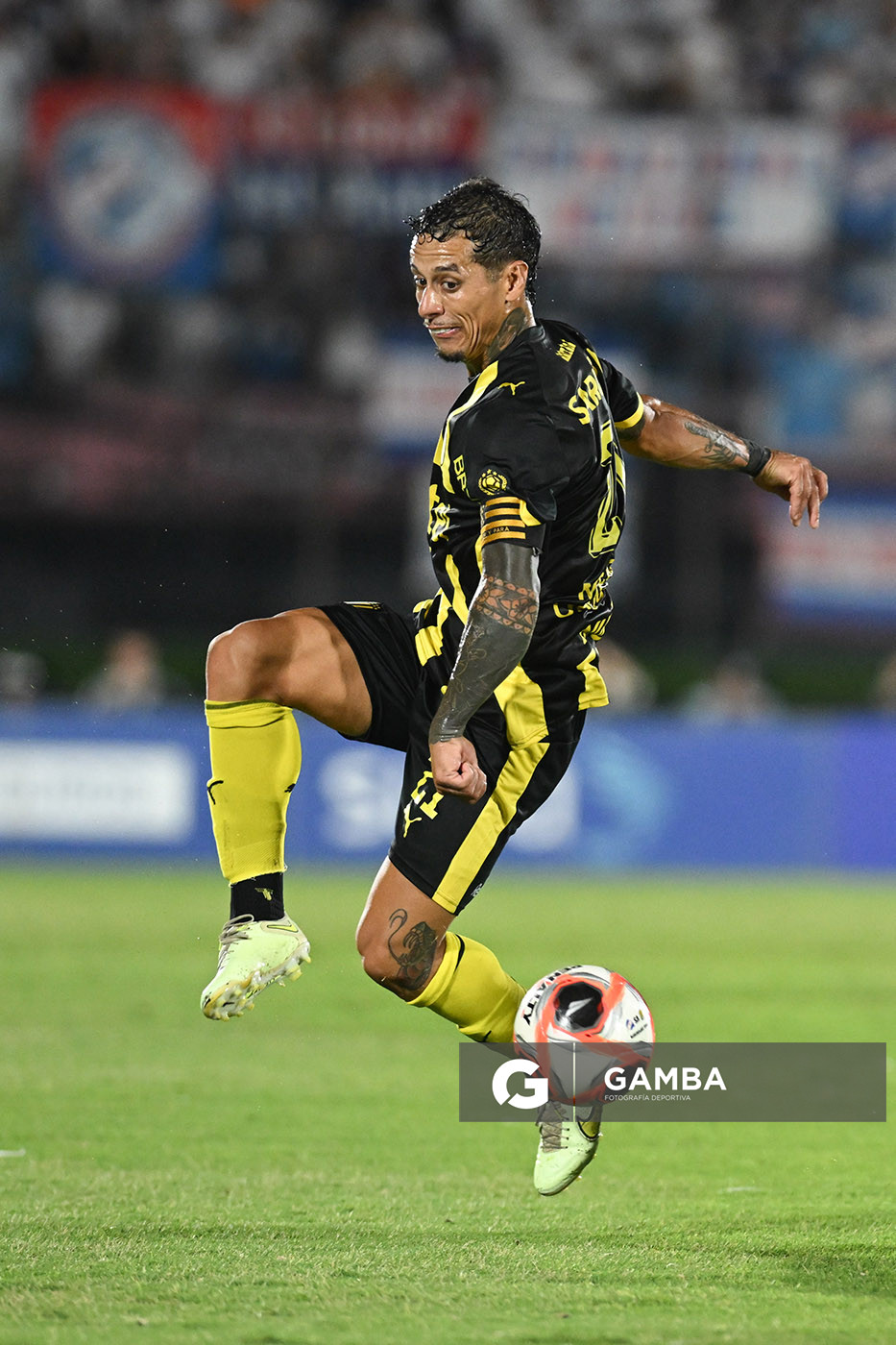 Jesús Trindade, de Peñarol, Supercopa Uruguaya 2026. Estadio Centenario.
