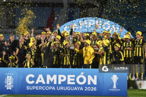 Peñarol Campeón de la Supercopa Uruguaya 2026. Estadio Centenario.