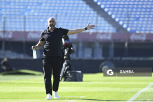 Marcelo Méndez, director técnico de Montevideo City Torque, Torneo Clausura. Estadio Centenario.