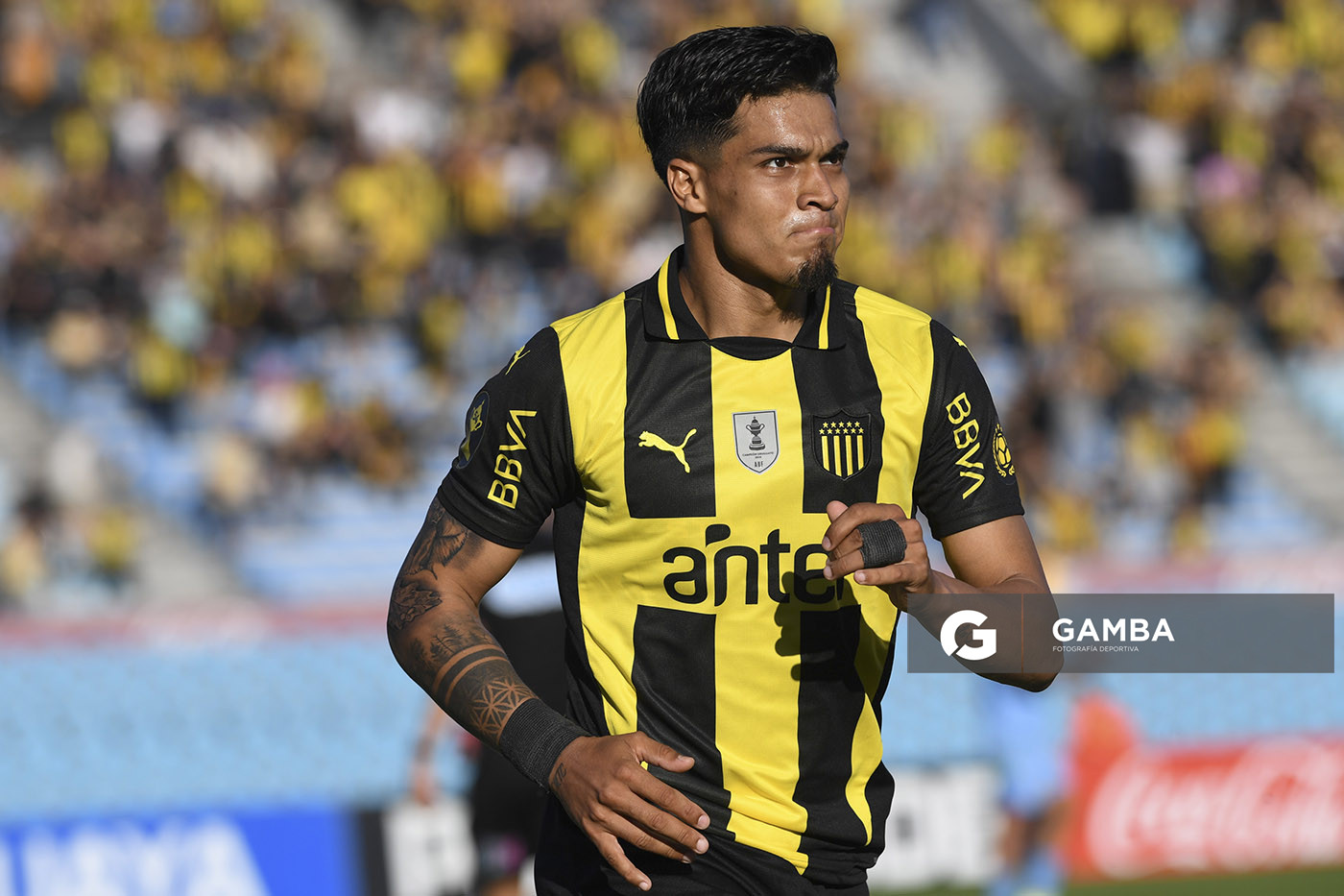 Matías Arezo, de Peñarol, Torneo Clausura. Estadio Centenario.