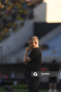 Diego Aguirre, director técnico de Peñarol, Torneo Clausura. Estadio Centenario.