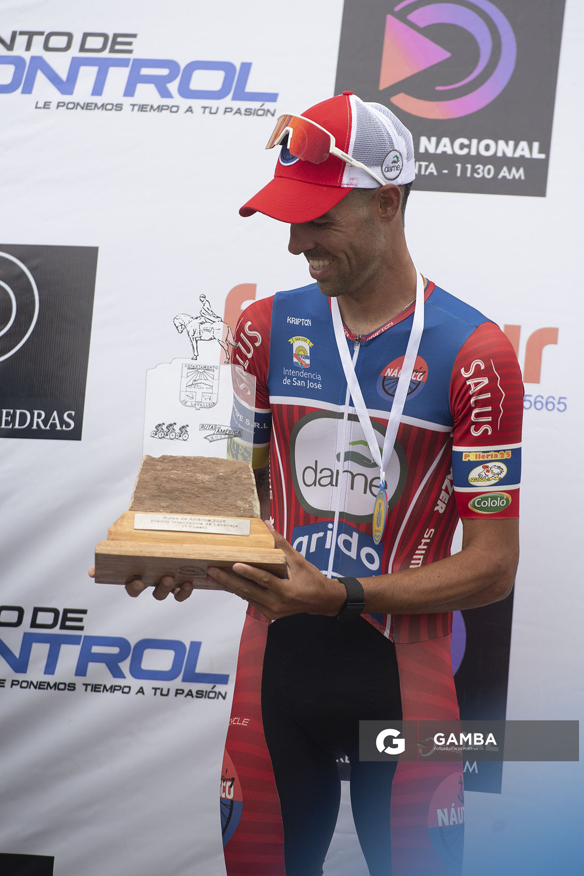 Anderson Maldonado (Elite), de Club Náutico Boca de Cufré; 54ª edición de Rutas de América. Salto del Penitente.