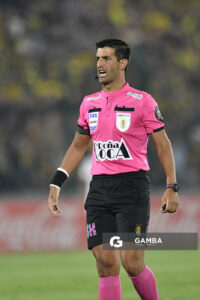 Leodan González, árbitro central, Liga AUF Uruguaya 2026 «Juan Carlos De Lima». Estadio Domingo Burgueño.