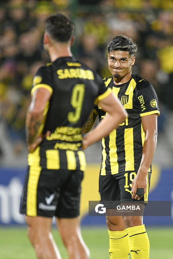 Matías Arezo, de Peñarol, Liga AUF Uruguaya 2026 «Juan Carlos De Lima». Estadio Domingo Burgueño.