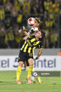Leandro Umpiérrez, de Peñarol, Liga AUF Uruguaya 2026 «Juan Carlos De Lima». Estadio Domingo Burgueño.