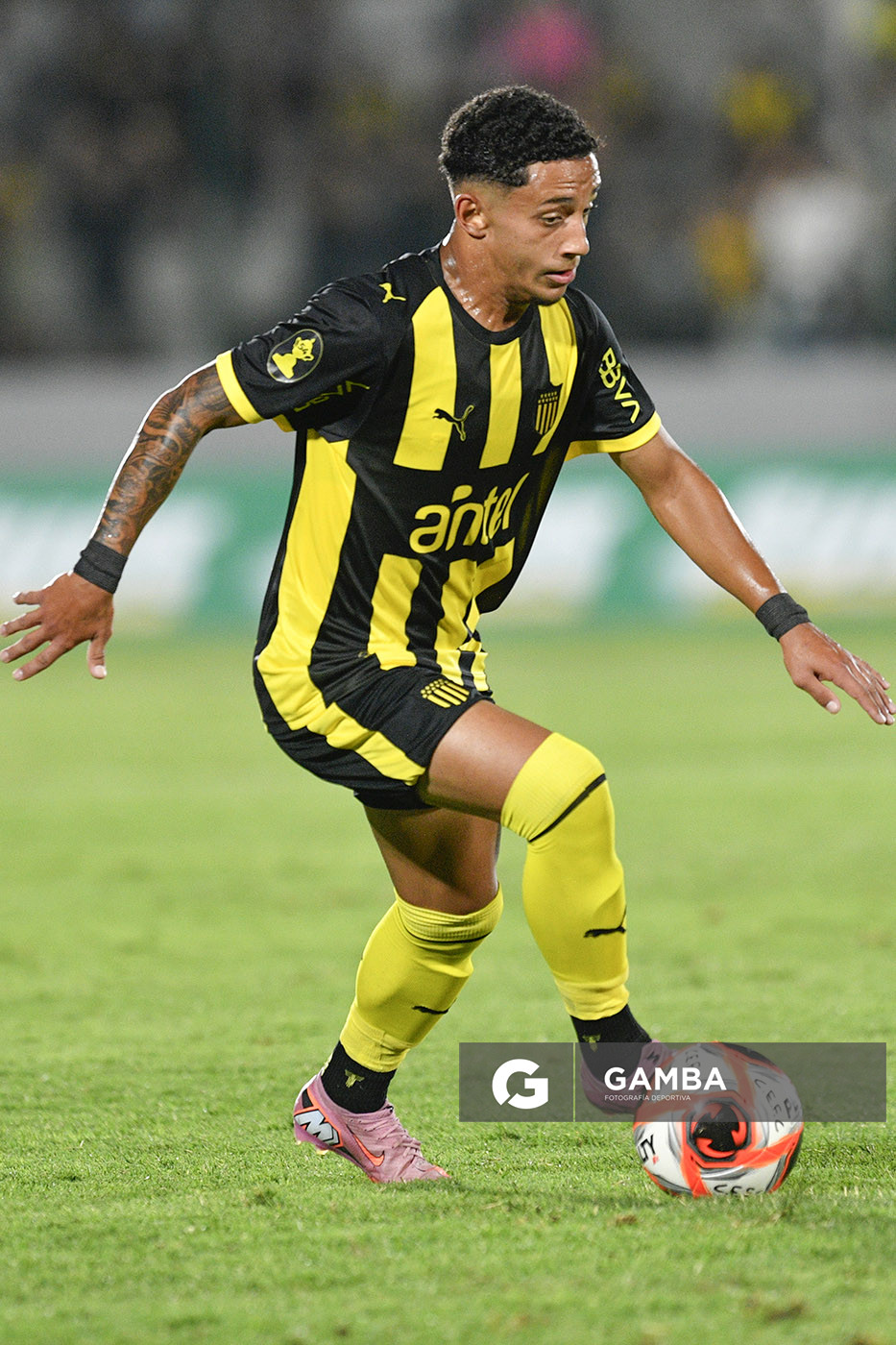 Stiven Muhlethaler, de Peñarol, Liga AUF Uruguaya 2026 «Juan Carlos De Lima». Estadio Domingo Burgueño.