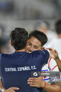 Alejandro Villoldo, capitán de Central Español, Liga AUF Uruguaya 2026 «Juan Carlos De Lima». Estadio Domingo Burgueño.