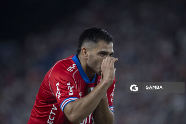 Maximiliano Gómez, de Nacional, Liga AUF Uruguaya 2026 «Juan Carlos De Lima». Estadio Gran Parque Central.