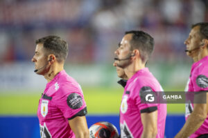 Gustavo Tejera, árbitro central, Liga AUF Uruguaya 2026 «Juan Carlos De Lima». Estadio Silvestre O. Landoni.