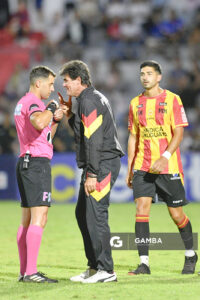 Leonel Rocco, director técnico de Progreso, Liga AUF Uruguaya 2026 «Juan Carlos De Lima». Estadio Silvestre O. Landoni.