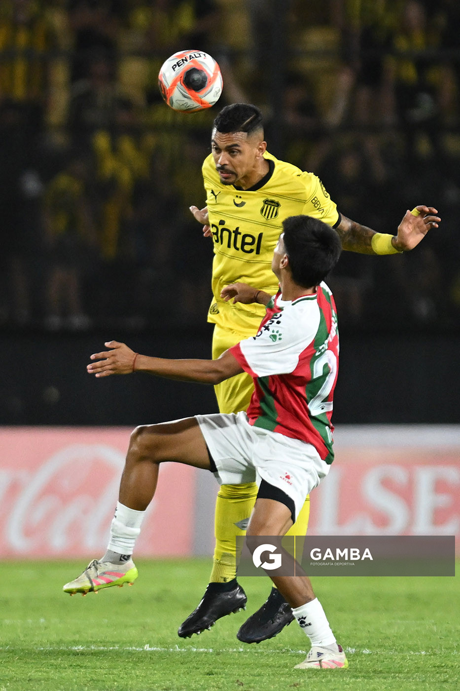 Emanuel Gularte, de Peñarol, Liga AUF Uruguaya 2026 «Juan Carlos De Lima». Estadio Campeón del Siglo.