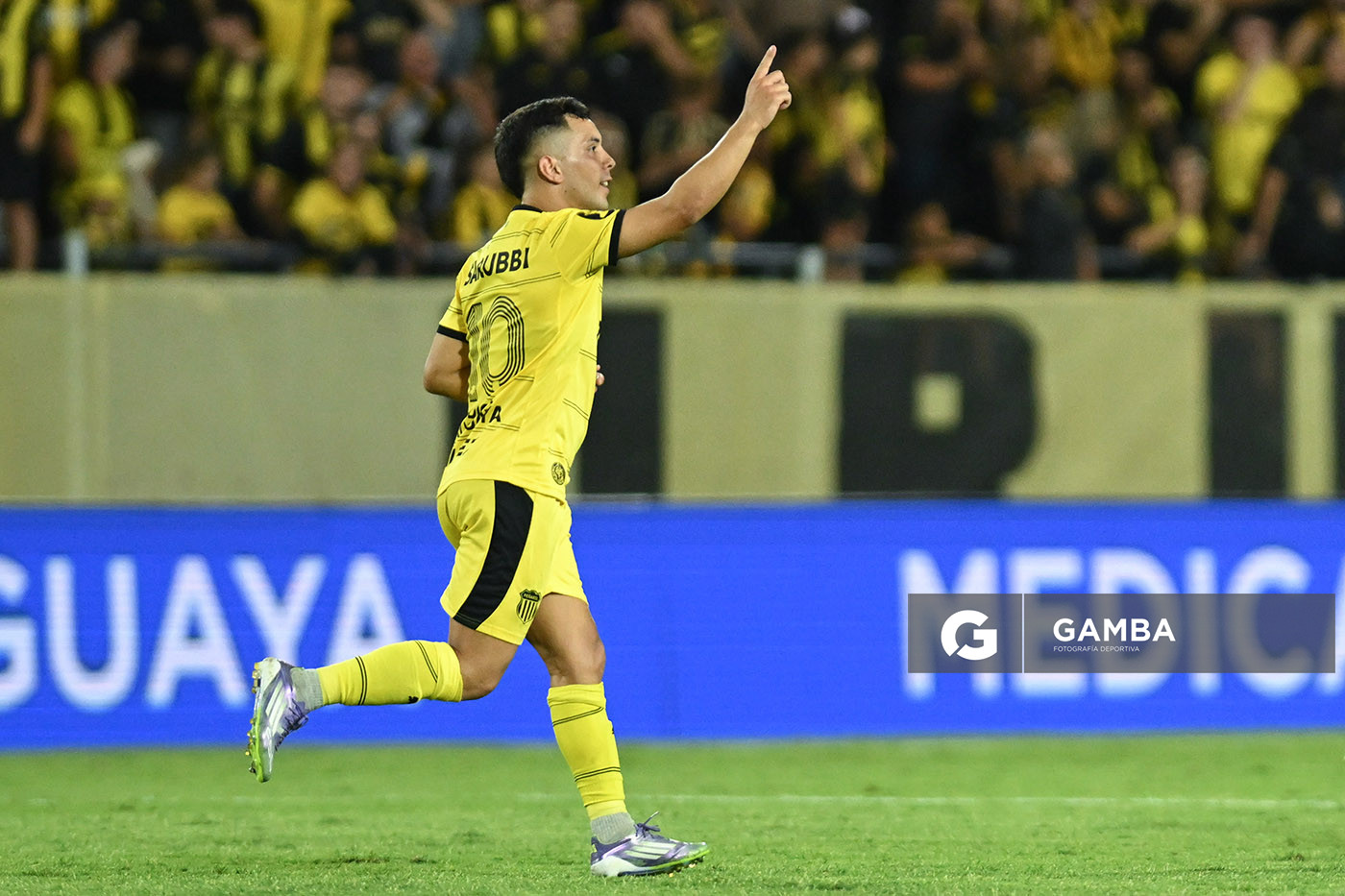 Leonardo Fernández, de Peñarol, Liga AUF Uruguaya 2026 «Juan Carlos De Lima». Estadio Campeón del Siglo.