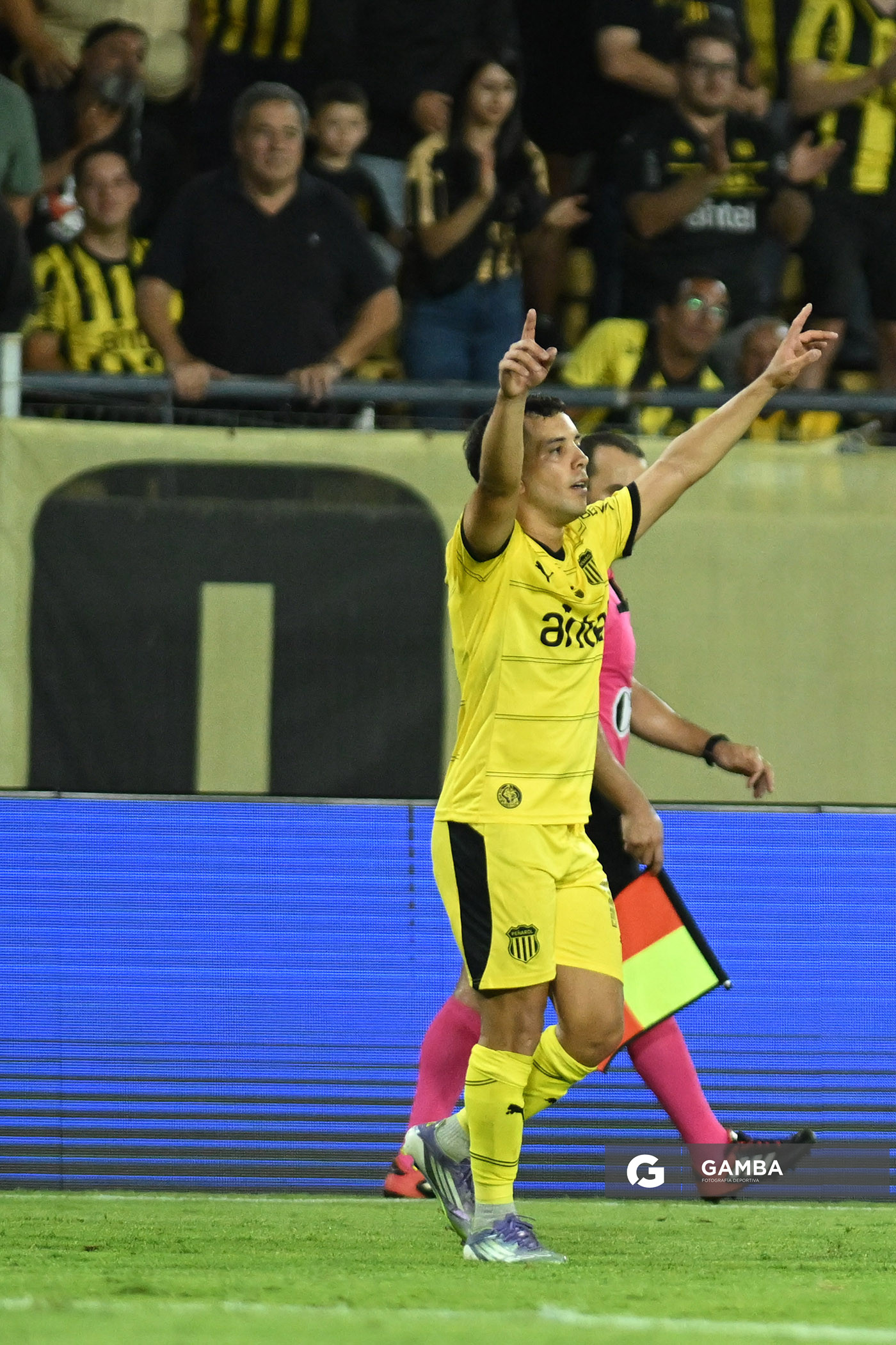 Leonardo Fernández, de Peñarol, Liga AUF Uruguaya 2026 «Juan Carlos De Lima». Estadio Campeón del Siglo.