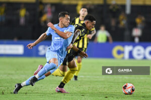 Stiven Muhlethaler, de Peñarol, Liga AUF Uruguaya 2026 «Juan Carlos De Lima». Estadio Campeón del Siglo.