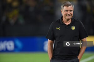 Diego Aguirre, director técnico de Peñarol, Liga AUF Uruguaya 2026 «Juan Carlos De Lima». Estadio Campeón del Siglo.