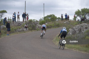 Anderson Maldonado (Elite), de Club Náutico Boca de Cufré; 54ª edición de Rutas de América. Salto del Penitente.