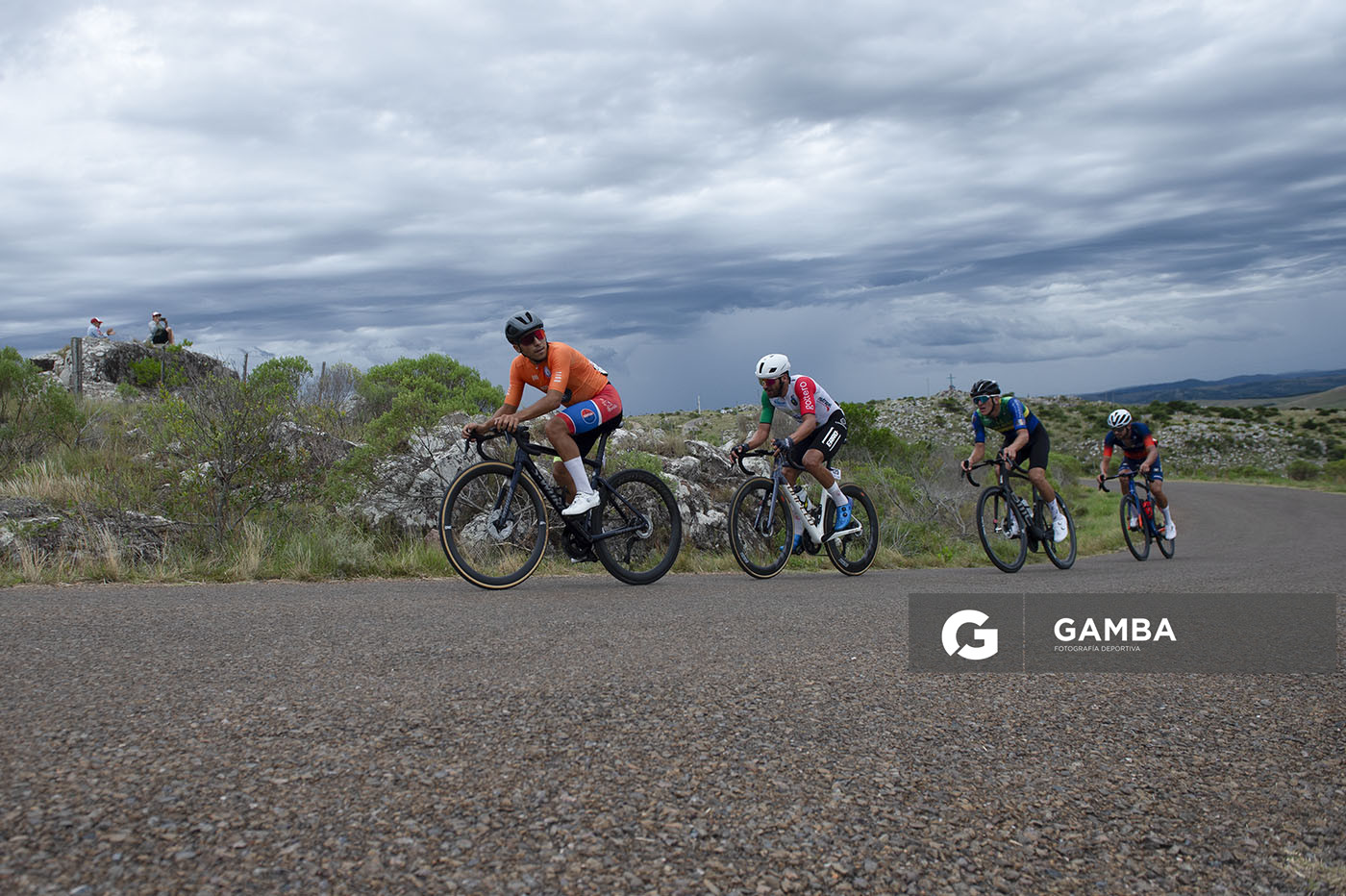 Pablo Bonilla (Sub 23), de Club Náutico Boca de Cufré; 54ª edición de Rutas de América. Salto del Penitente.