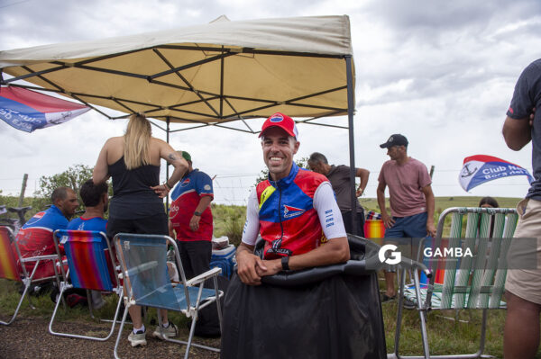 Anderson Maldonado (Elite), de Club Náutico Boca de Cufré; 54ª edición de Rutas de América. Salto del Penitente.