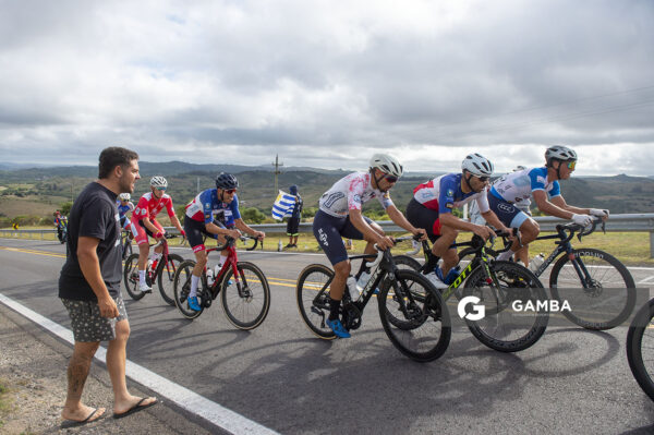 Mateo Neris (Elite), de Club Veteranos Matadero de Pando. 54ª edición de Rutas de América. Repecho Ramallo.