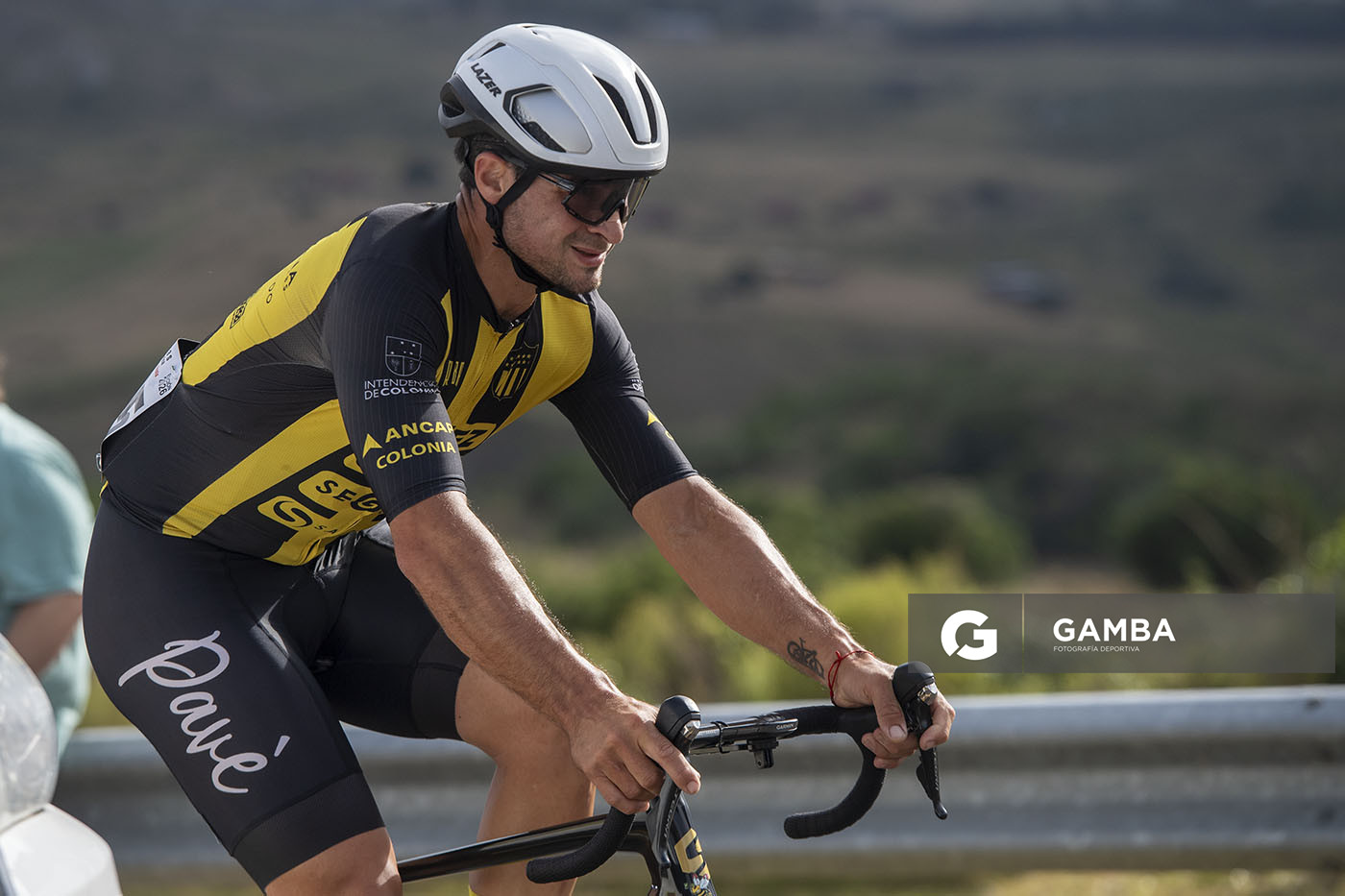 Maximiliano Buenar (Elite), de CA Peñarol Colonia. 54ª edición de Rutas de América. Repecho Ramallo.