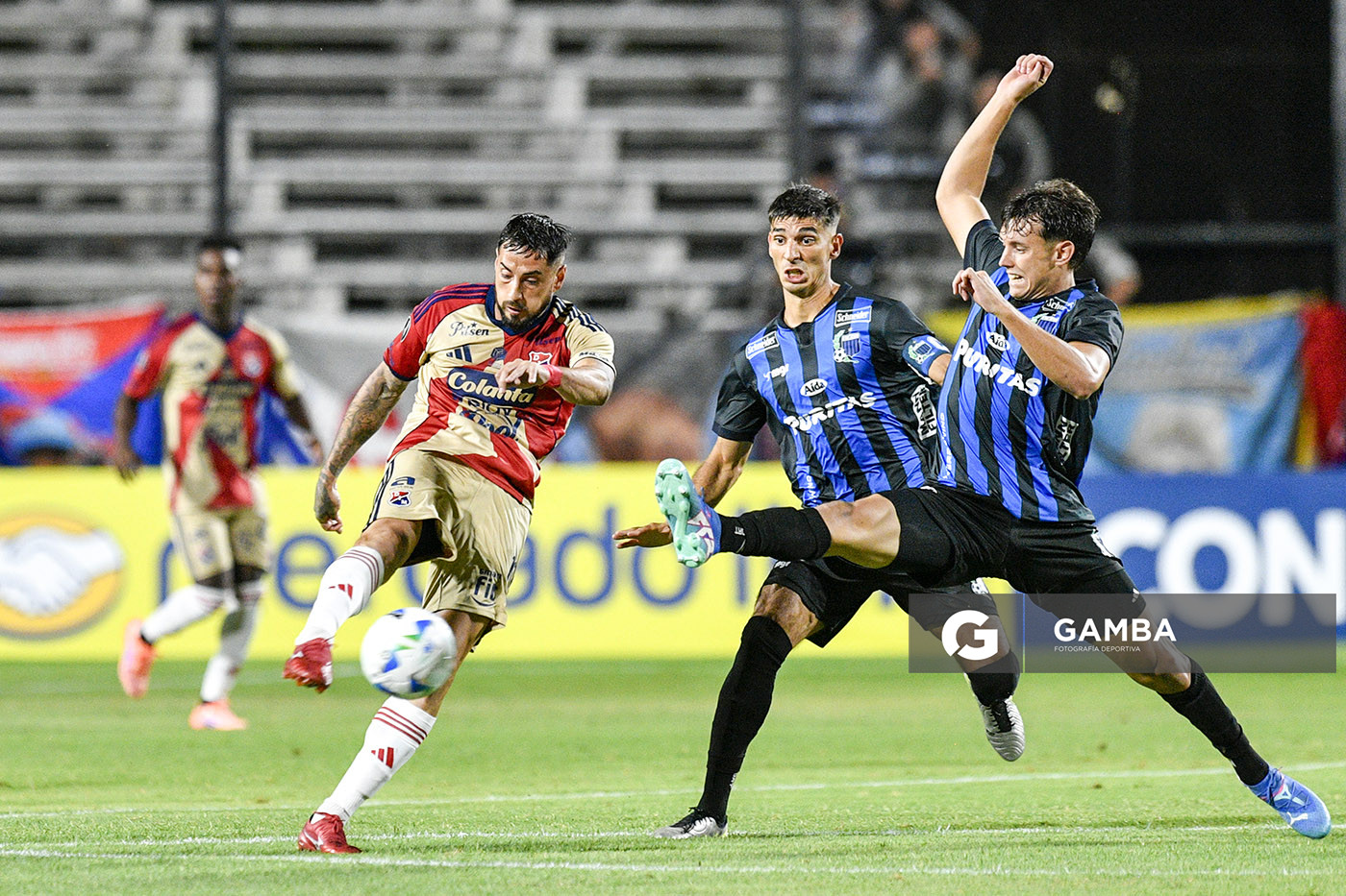 Francisco Fydriszewski, de Independiente Medellín, Copa Conmebol Libertadores. Estadio Parque Alfredo V. Viera.