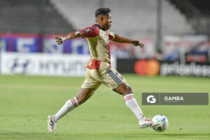 Leider Berrío, de Independiente Medellín, Copa Conmebol Libertadores. Estadio Parque Alfredo V. Viera.