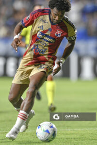 Didier Moreno, de Independiente Medellín, Copa Conmebol Libertadores. Estadio Parque Alfredo V. Viera.