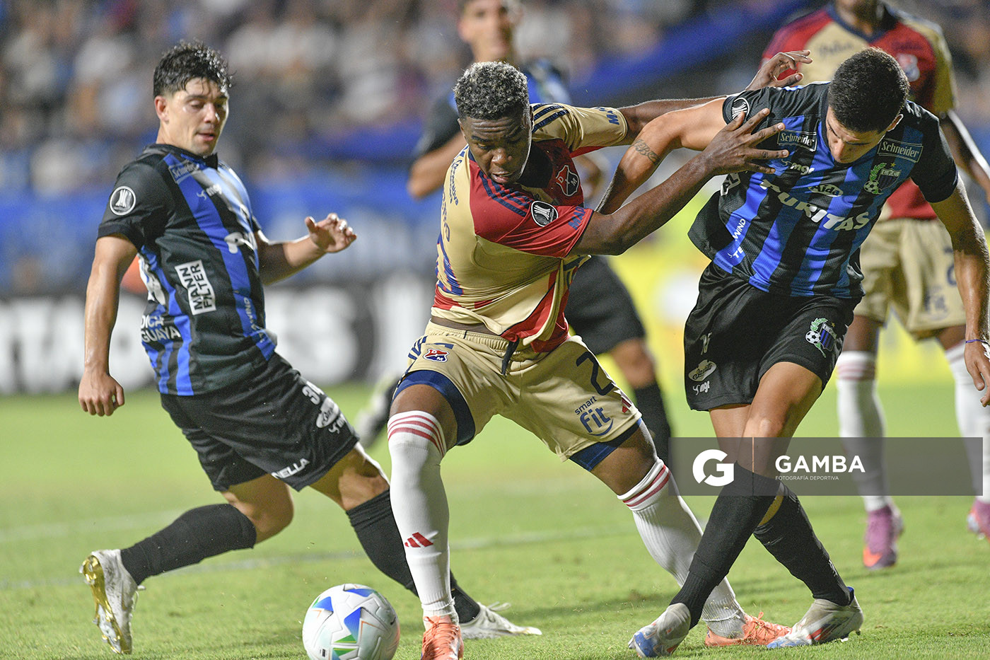 John Montaño, de Independiente Medellín, Copa Conmebol Libertadores. Estadio Parque Alfredo V. Viera.
