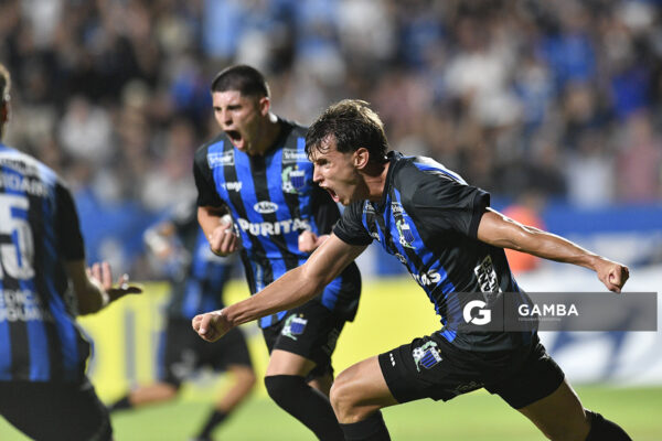 Santiago Strasorier, de Liverpool, Copa Conmebol Libertadores. Estadio Parque Alfredo V. Viera.