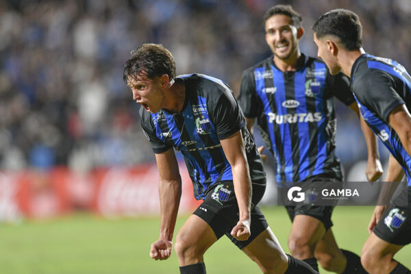 Santiago Strasorier, de Liverpool, Copa Conmebol Libertadores. Estadio Parque Alfredo V. Viera.