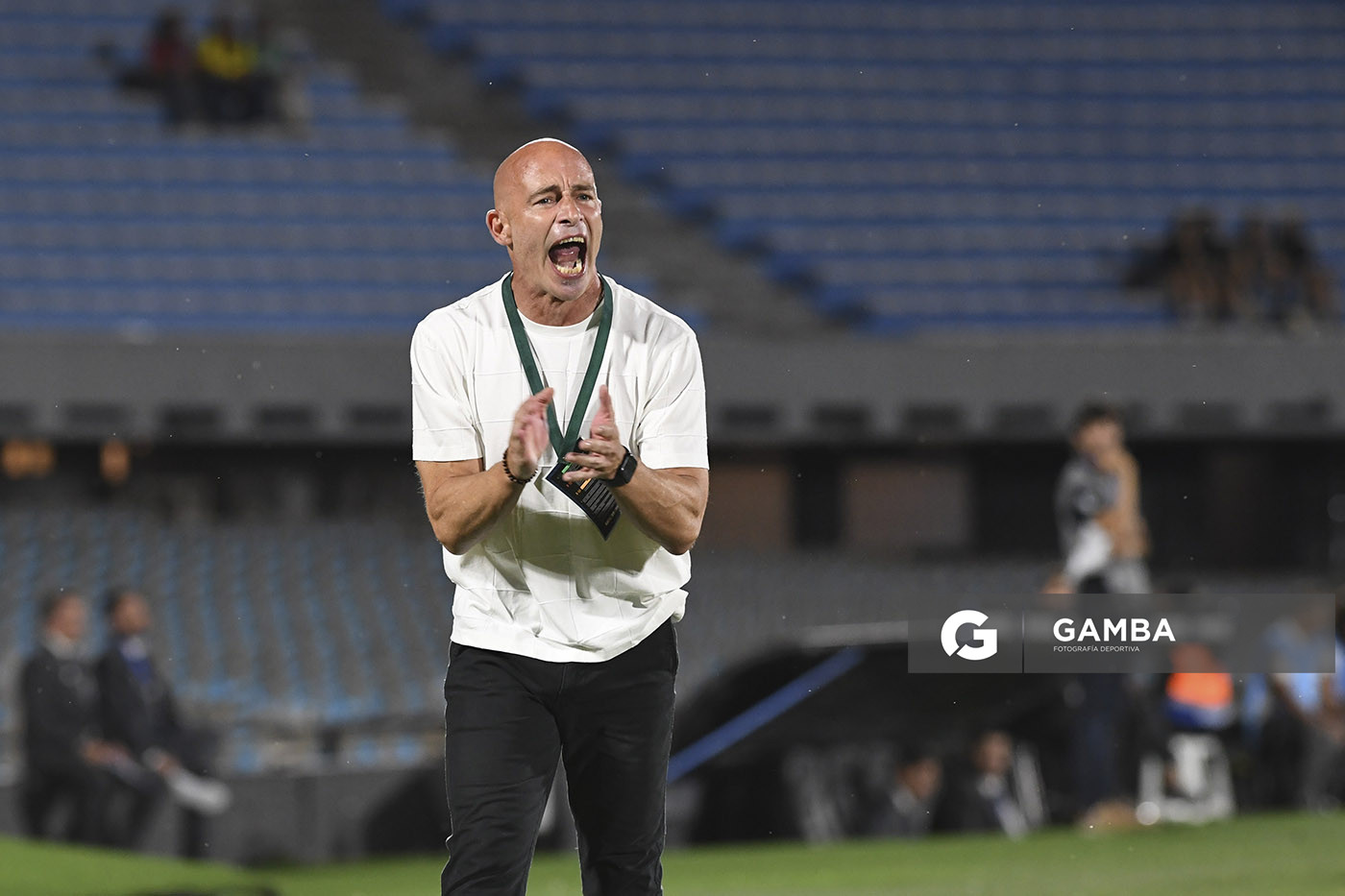 Sebastián Méndez, director técnico de Juventud, Copa Conmebol Libertadores. Estadio Centenario.