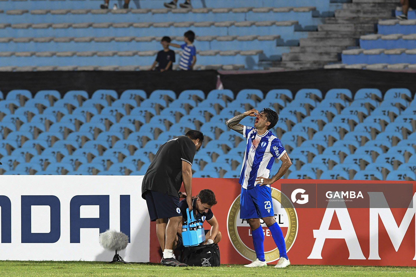Emmanuel Mas, de Juventud, Copa Conmebol Libertadores. Estadio Centenario.