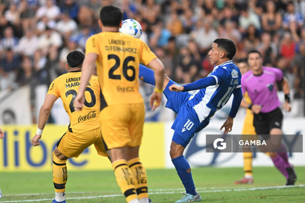 Bruno Larregui, de Juventud, Copa Conmebol Libertadores. Estadio Parque Alfredo V. Viera.