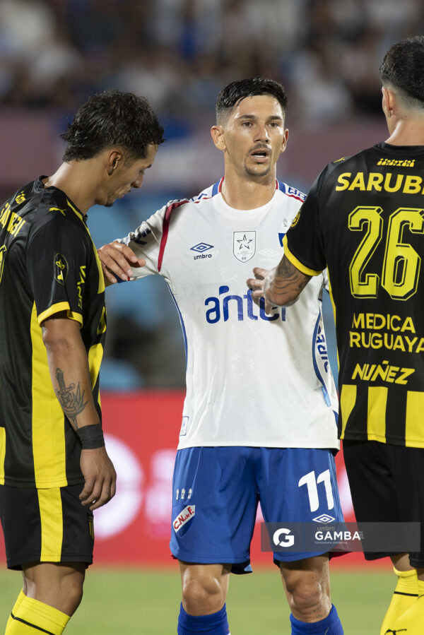Maximiliano Silvera, de Nacional, Supercopa Uruguaya 2026. Estadio Centenario.