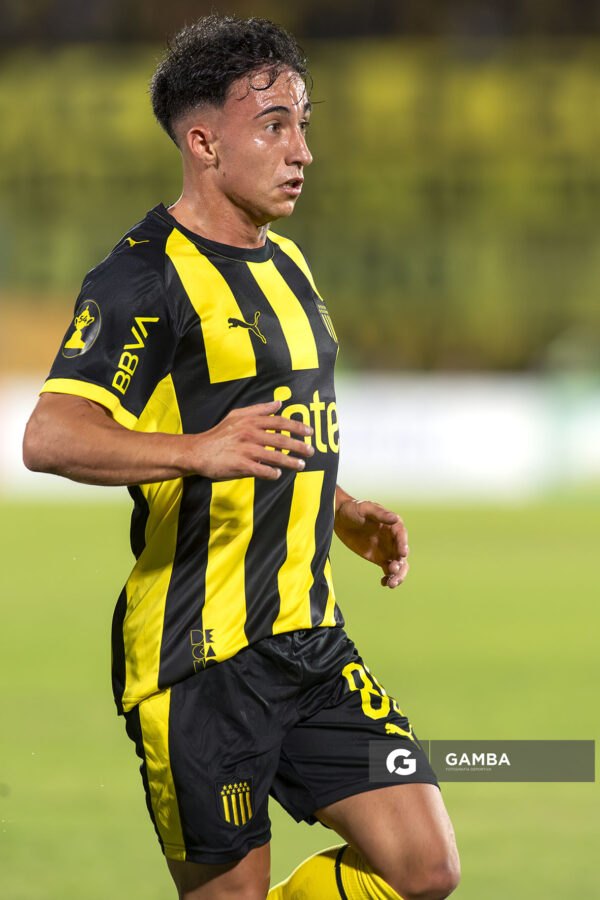 Franco González, de Peñarol, Supercopa Uruguaya 2026. Estadio Centenario.