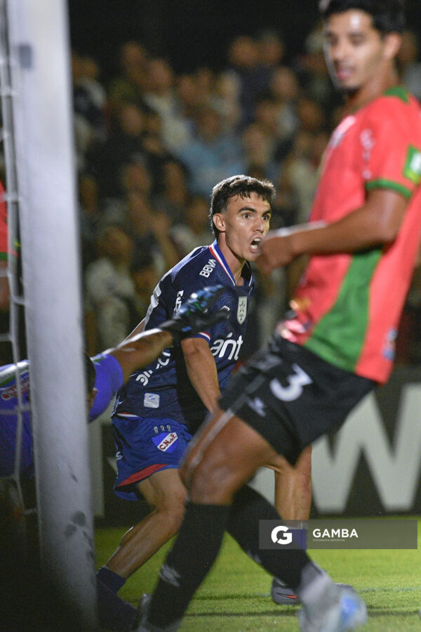 Tomás Verón Lupi, de Nacional, Liga AUF Uruguaya 2026 «Juan Carlos De Lima». Estadio Campeones Olímpicos.