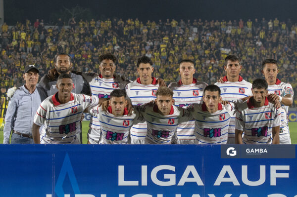 Titulares de Central Español. Liga AUF Uruguaya 2026 «Juan Carlos De Lima». Estadio Domingo Burgueño.