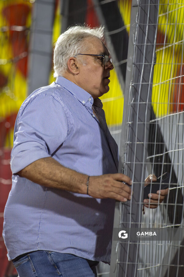 Eduardo Mosegui, integrante del Comité Ejecutivo de AUF. Liga AUF Uruguaya 2026 «Juan Carlos De Lima». Estadio Silvestre O. Landoni.