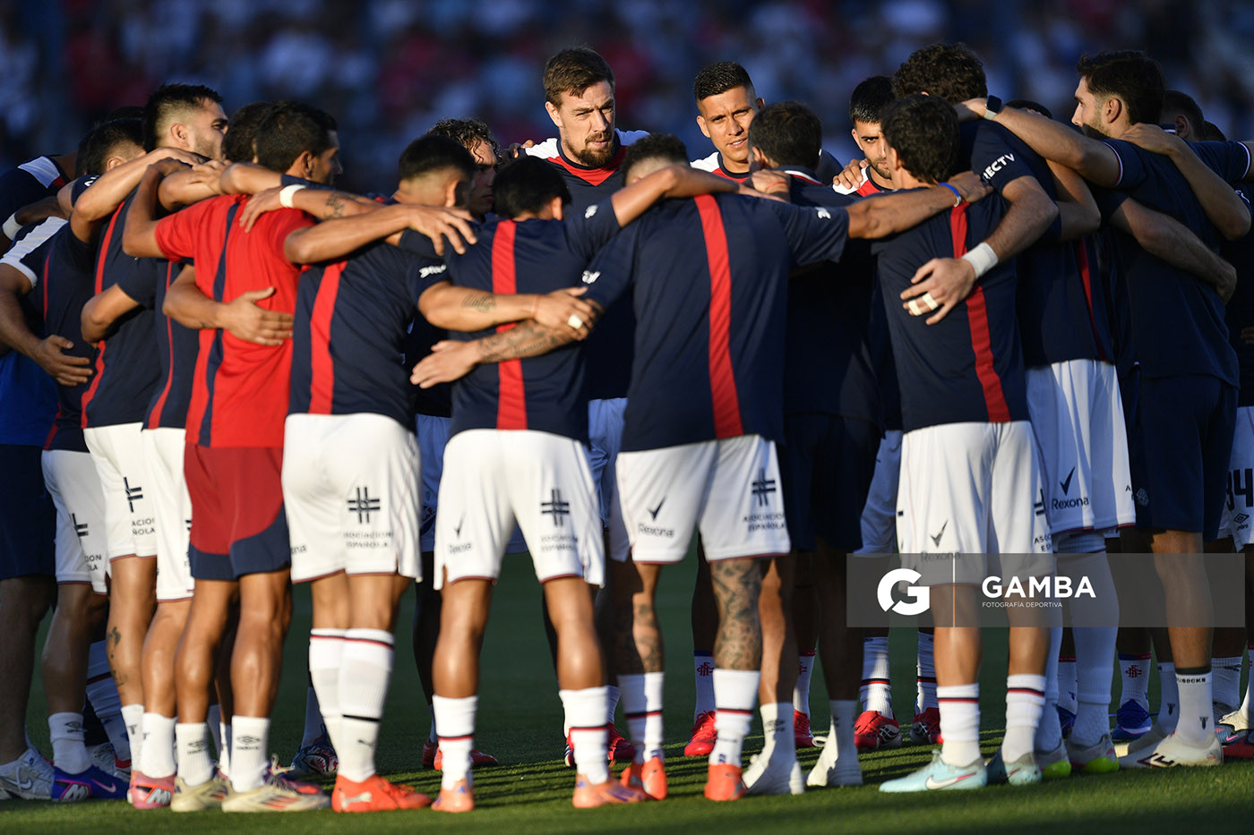 Sebastián Coates, de Nacional, Liga AUF Uruguaya 2026. Estadio Gran Parque Central.