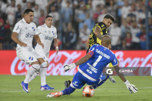 Matías Arezo, de Peñarol, Liga AUF Uruguaya 2026. Estadio Gran Parque Central.