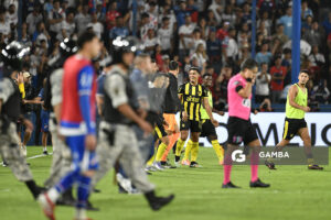 Matías Arezo, de Peñarol, Liga AUF Uruguaya 2026. Estadio Gran Parque Central.