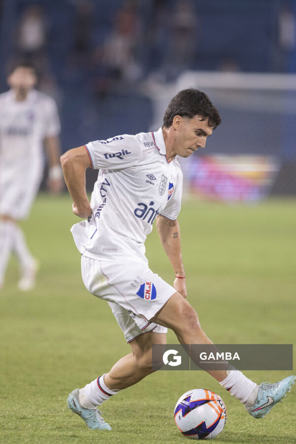 Tomás Verón Lupi, de Nacional, Liga AUF Uruguaya. Estadio Gran Parque Central.