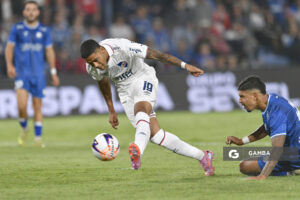 Juan Cruz de los Santos, de Nacional, Liga AUF Uruguaya. Estadio Gran Parque Central.