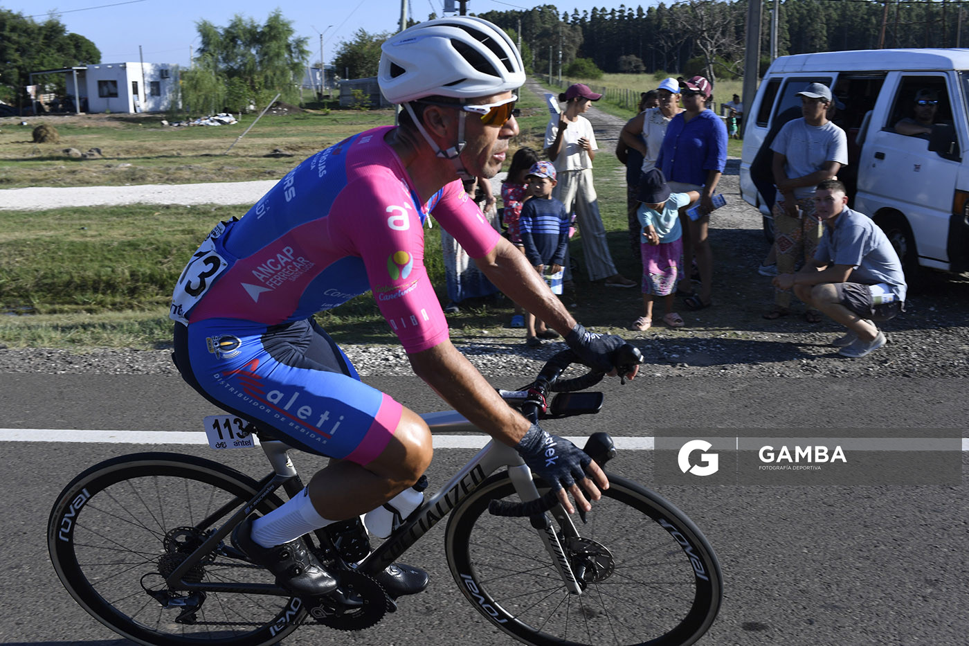 Richard Mascaraña, de CC Alas Rojas de Santa Lucía. 81ª Vuelta Ciclista del Uruguay.