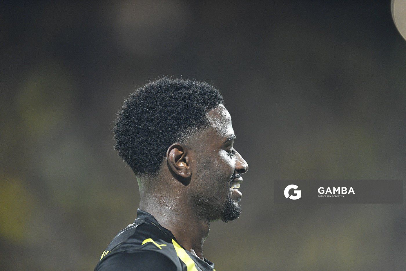 Luis Angulo, de Peñarol, Liga AUF Uruguaya. Estadio Campeón del Siglo.