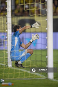 Federico Varese, golero de Racing, Liga AUF Uruguaya. Estadio Campeón del Siglo.