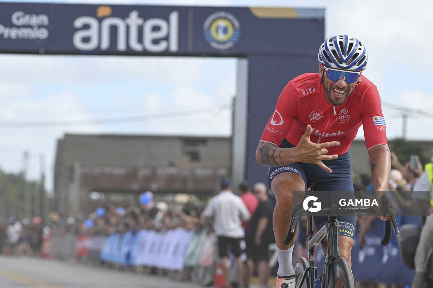 Sebastián Rodríguez, de CC Cerro Largo. 81ª Vuelta Ciclista del Uruguay.