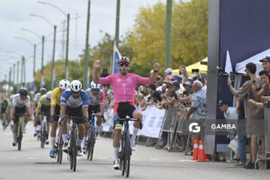 Leonel Rodríguez, de Club Náutico y de Pesca Boca de Cufré. 81ª Vuelta Ciclista del Uruguay.